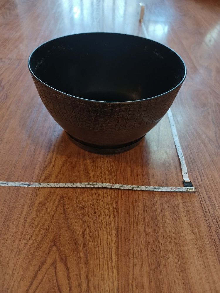 Black With Gold Speckled Decorative Plastic Planter Pot - photo 3