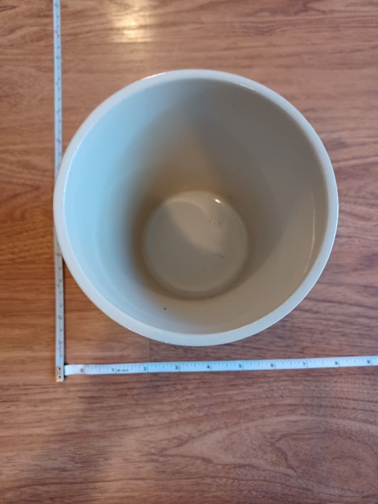 Glossy White Ceramic Planter Or Vase - photo 2
