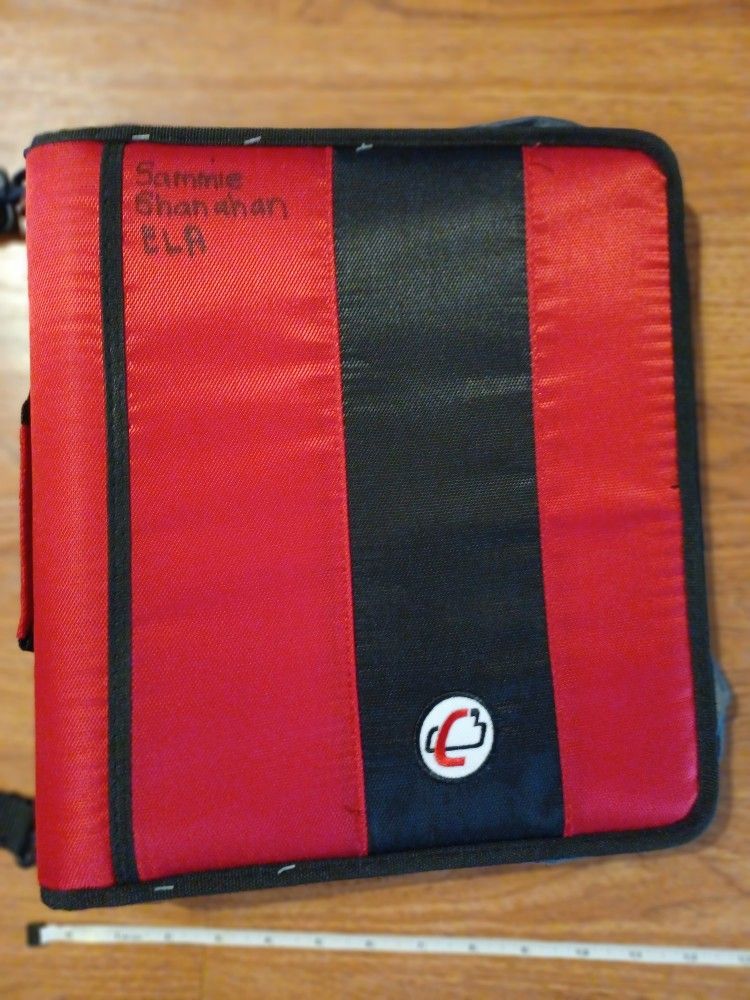 Zippered Binder With Strap And Handle