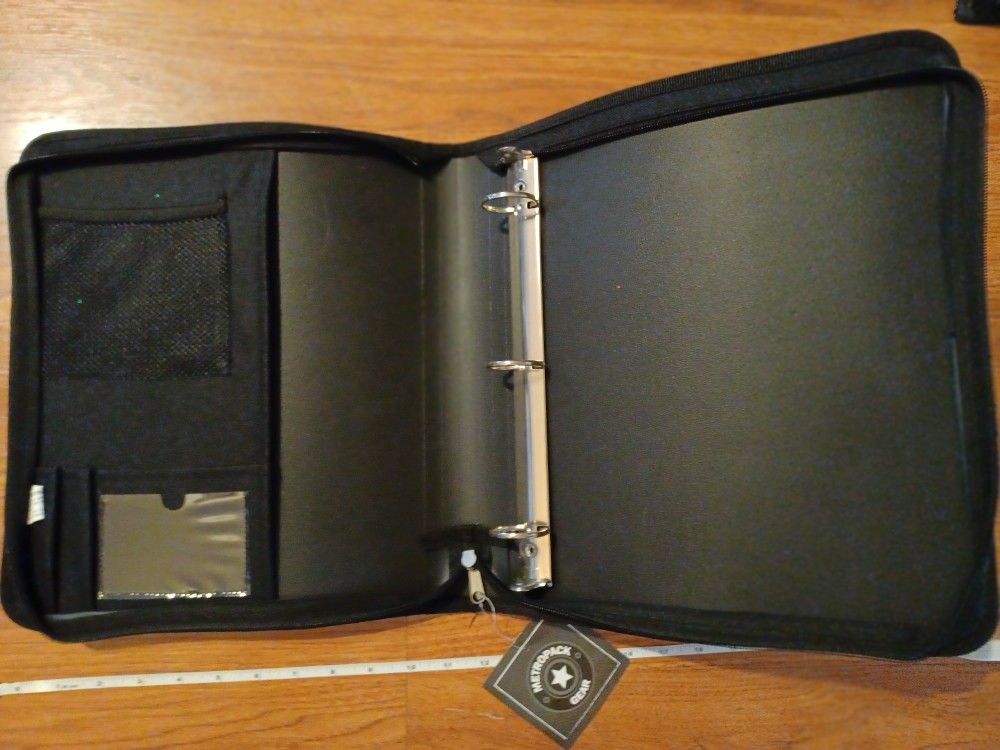 Metropack Gear Zippered 3-ring Binder - photo 3