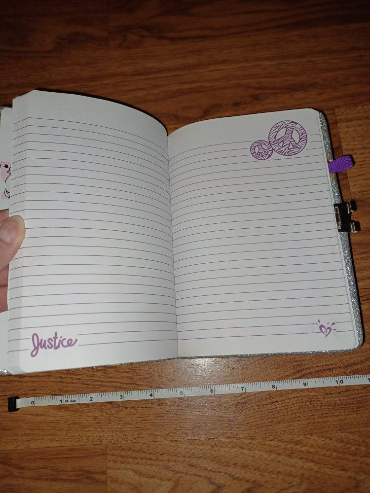 Justice Lockable Diary With Lock And Keys - photo 3