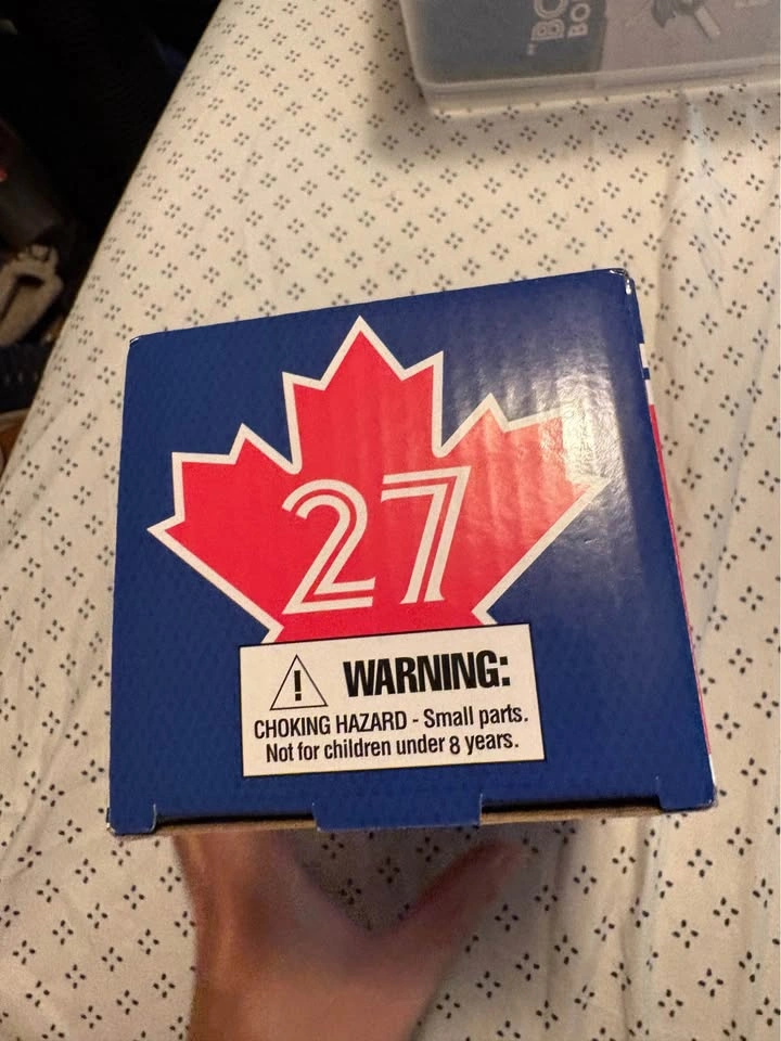 Vladimir Guerrero Jr. "Victory Vlad" Bobblehead - 2022 Toronto B - photo 5
