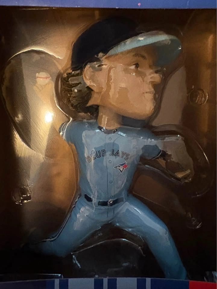 Kevin Gausman Toronto Blue Jays SGA Bobblehead - 2022 - photo 2
