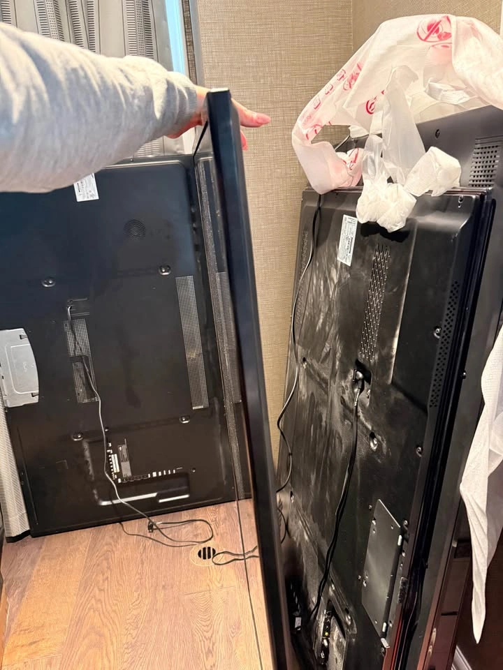 Sharp Aquos 62” - photo 3