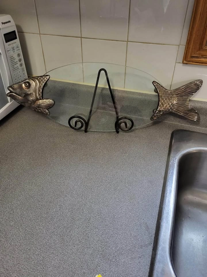 Stunning classic, glass and metal fish serving tray - photo 3