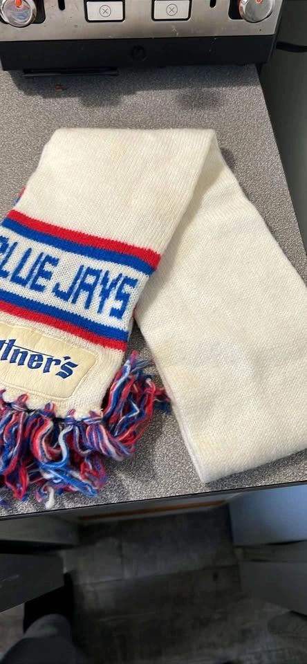 Blue Jays vintage promotional scarf - photo 2