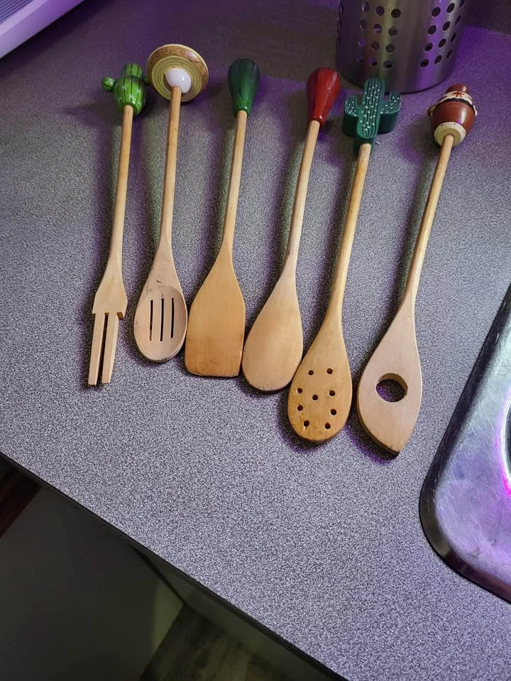 Vintage Wooden utensil set - photo 4