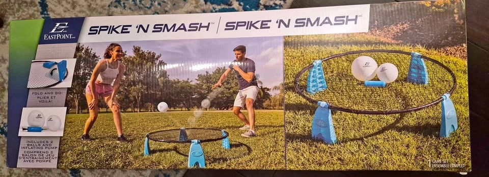 Brand New Spike 'N Smash Yard Outdoor Game