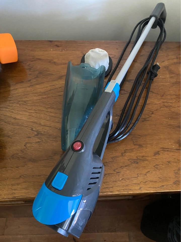 Bissell stick vacuum - photo 3