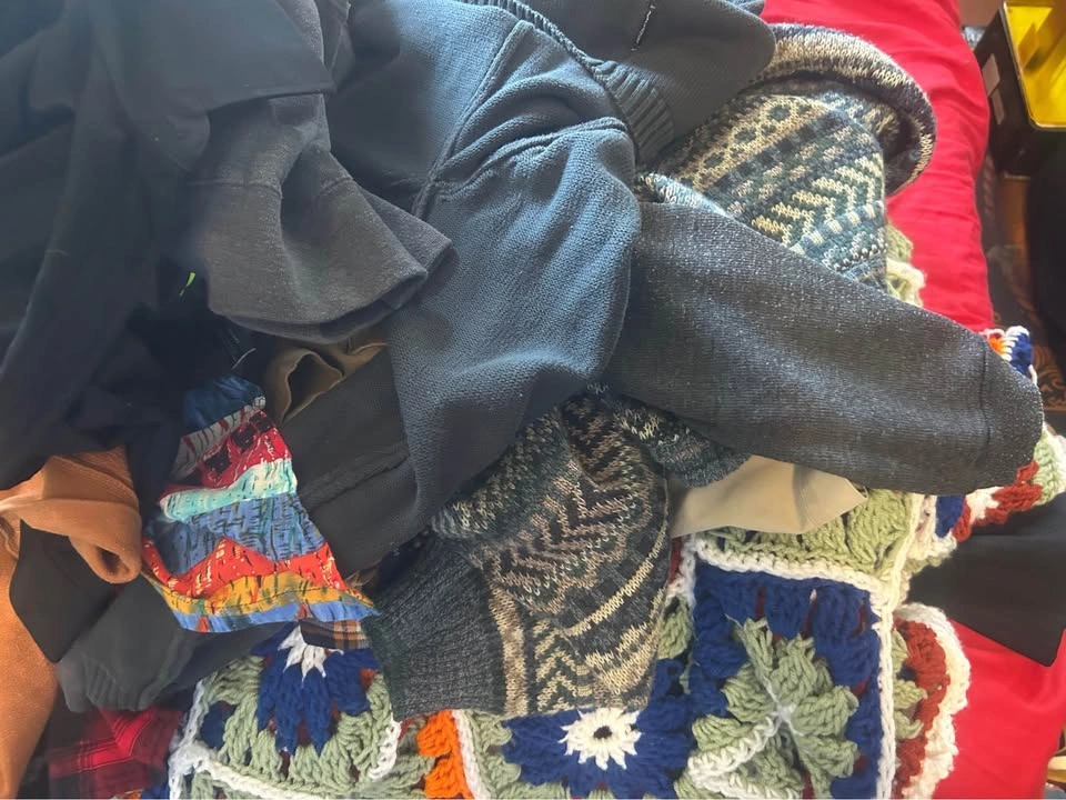 Men’s clothing lot - photo 2