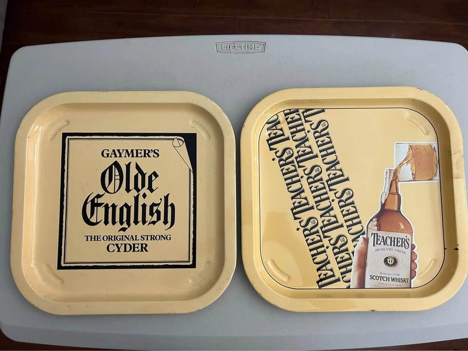 3 serving trays