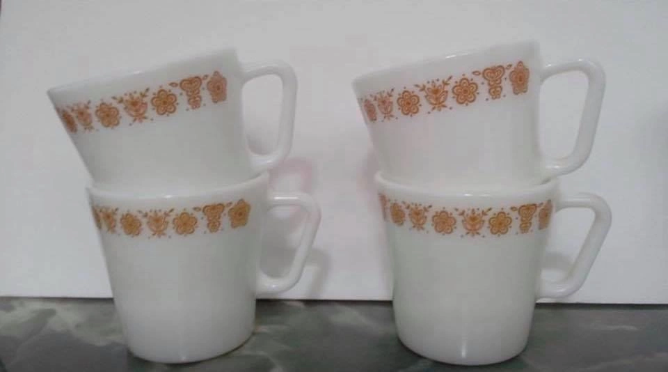 milk glass mugs - photo 2
