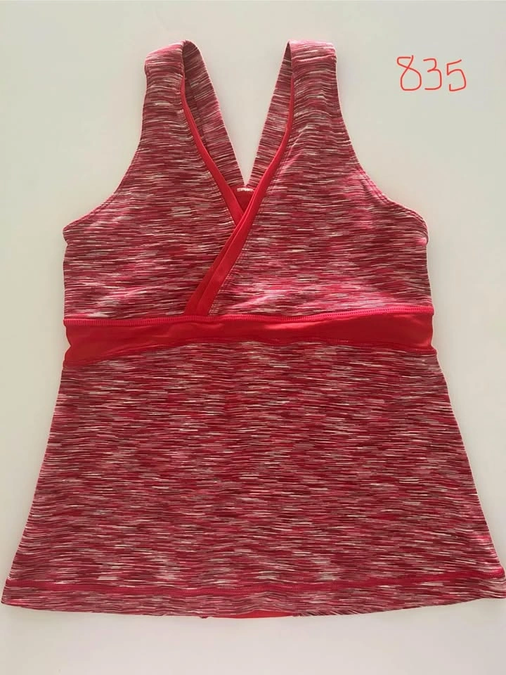 Lululemon red size 8