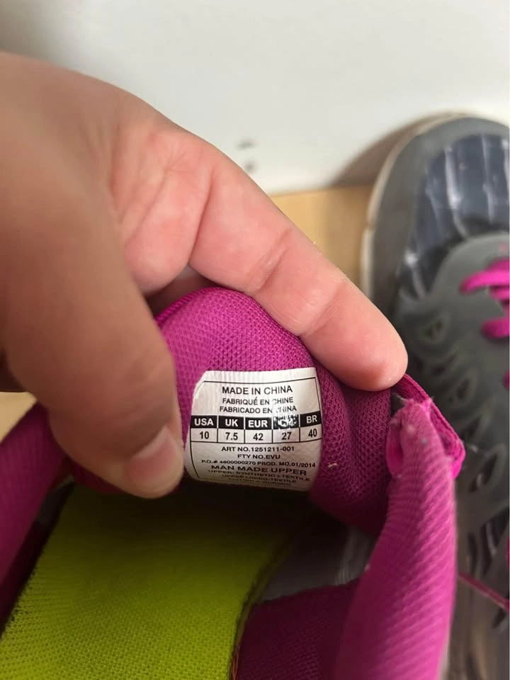 Women’s Under Armour running shoes - photo 5