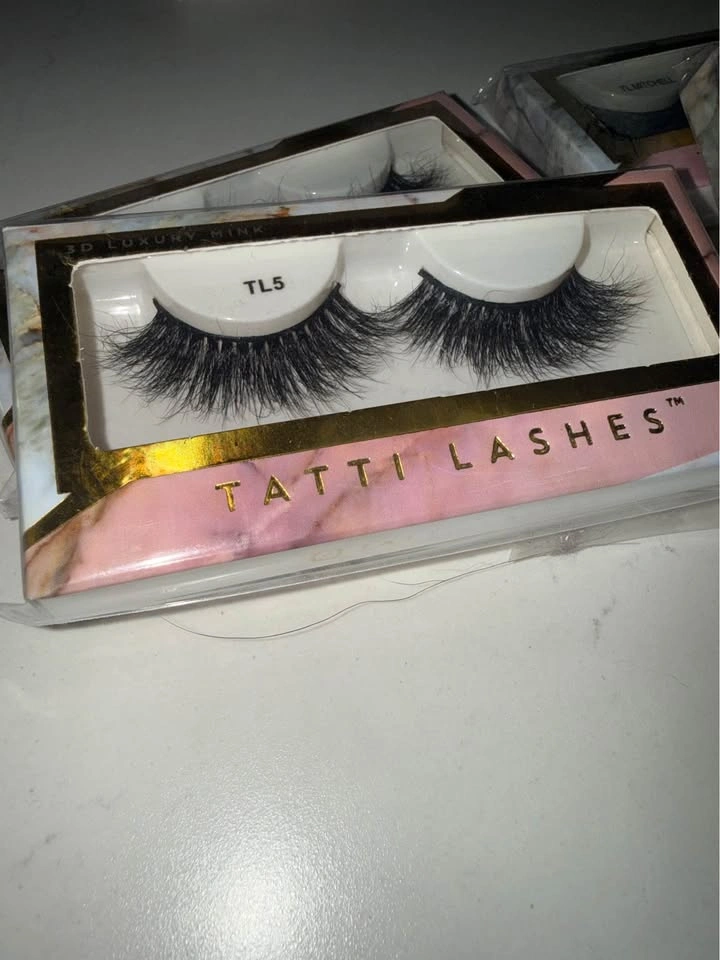 BNIB Luxury Tatti Lashes Strips (4) - photo 3