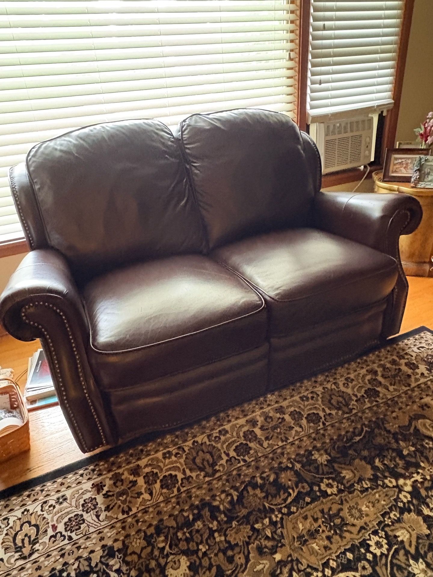 Leather reclining sofa / loveseat set - photo 3