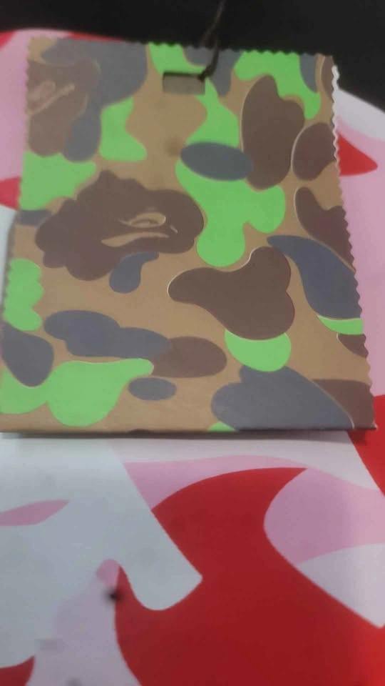A Bathing ape tee shirt pink and red - photo 2