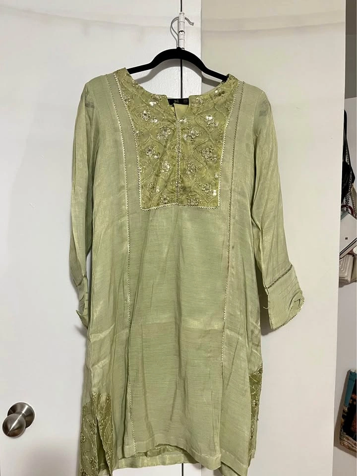 GREEN/GOLD SHALWAR KAMEEZ