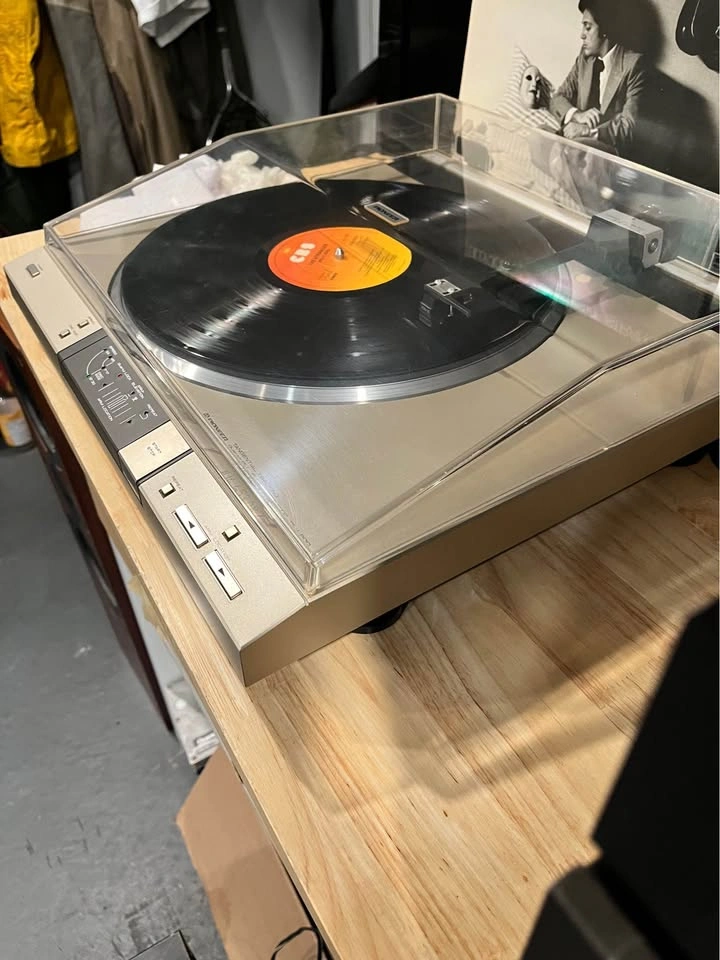 Pioneer PL-L800 Linear Tracking Turntable - Quartz Direct Drive - photo 2