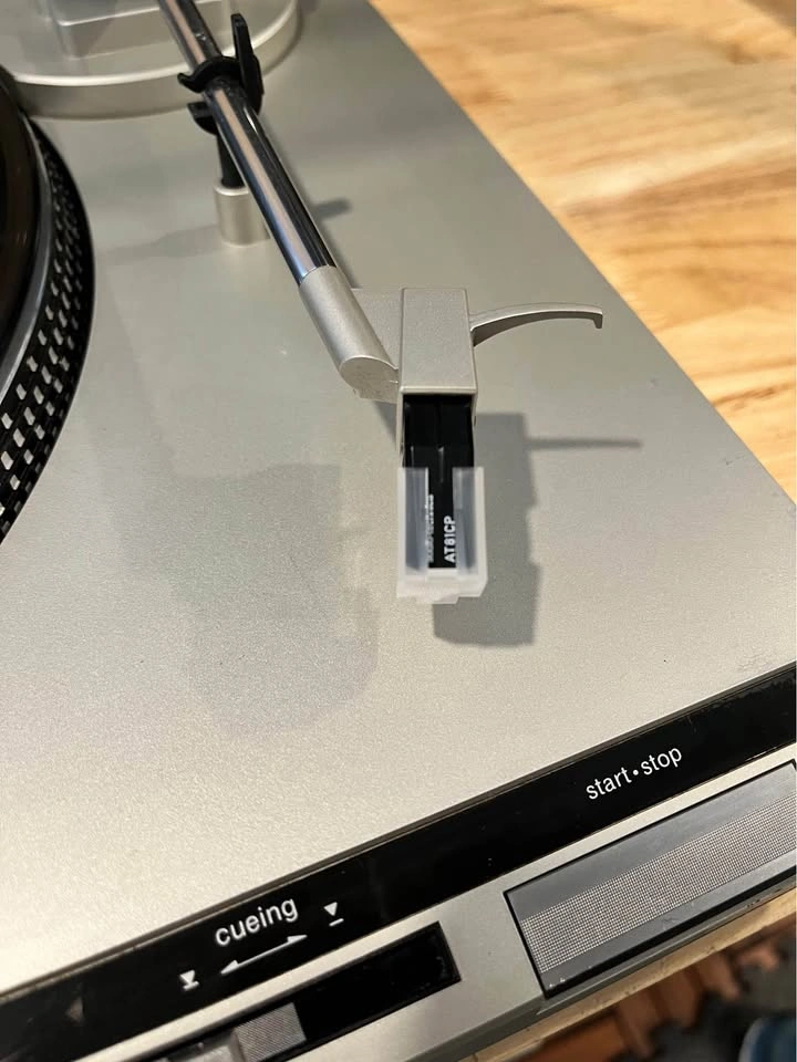 Technics SL-D30 Automatic Direct Drive Turntable - photo 4