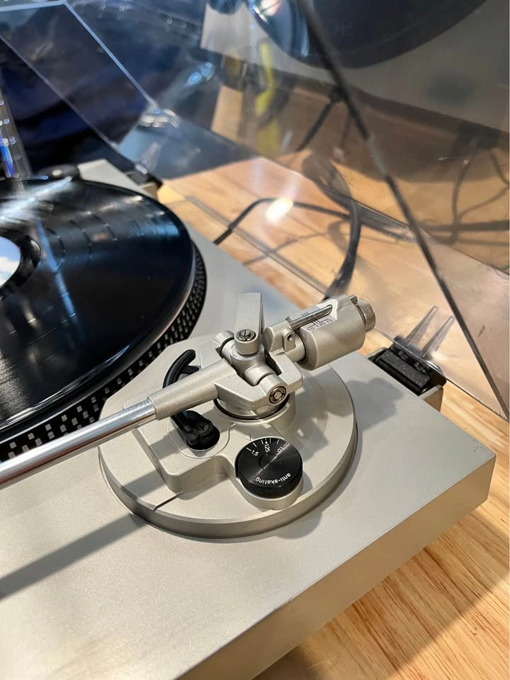 Technics SL-D30 Automatic Direct Drive Turntable - photo 5