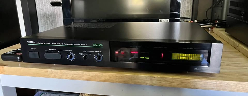 Yamaha DSP-1 Digital Sound Field Processor includes Remote - photo 2