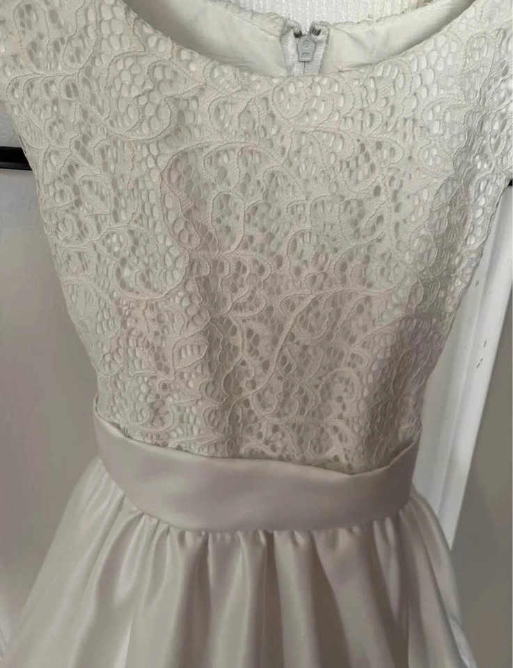 Girls White Dress - photo 3