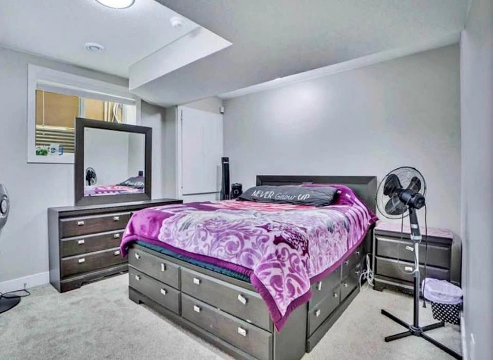 Queen Bedroom Set + Mattress