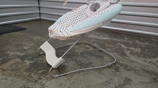 Baby Rocking Chair / Bed (Infant To Toddler Rocker) - photo 3