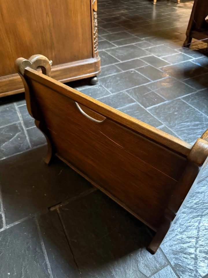 1940s Art Deco Romweber Viking Oak Horsehead Magazine Rack - photo 4
