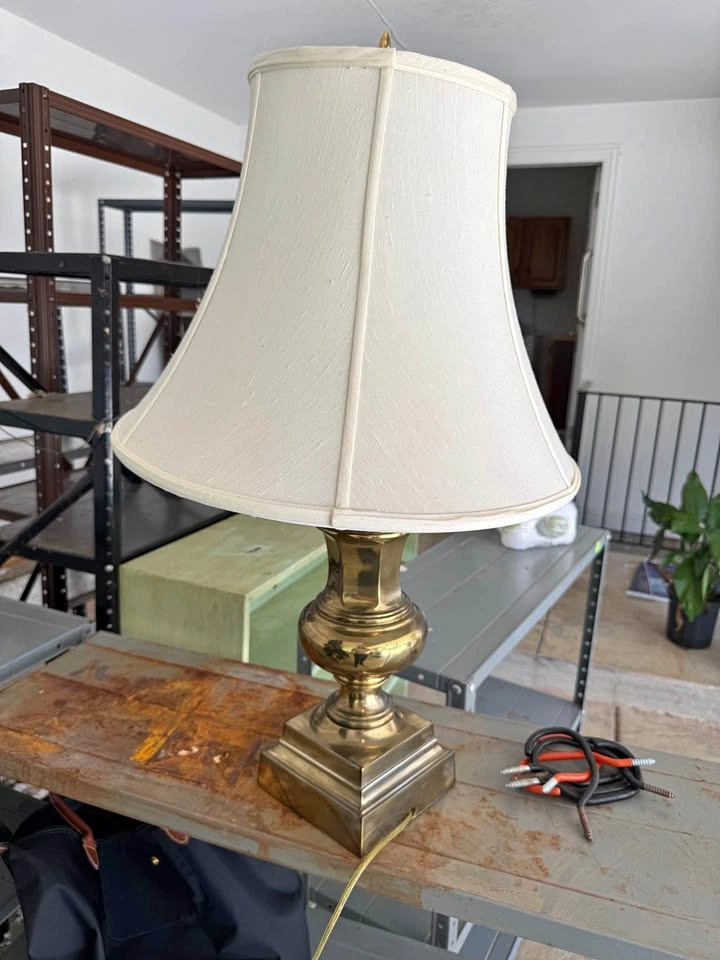 Vintage Mid Century Wescal Brass Hollywood Regency Lamp