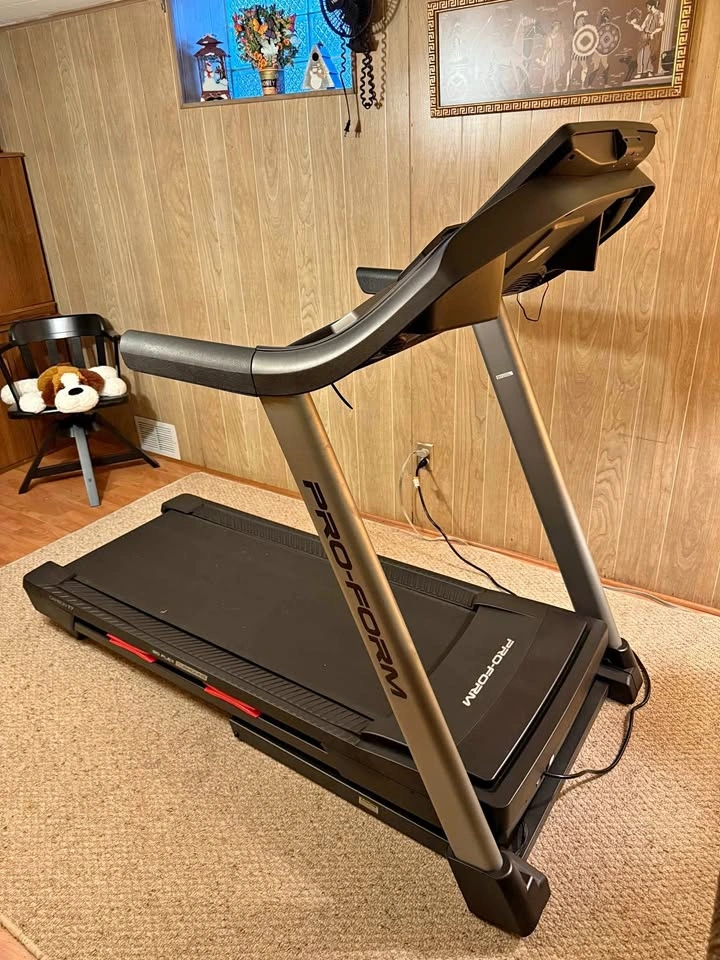 Pro-Form Carbon T7 Smart Treadmill