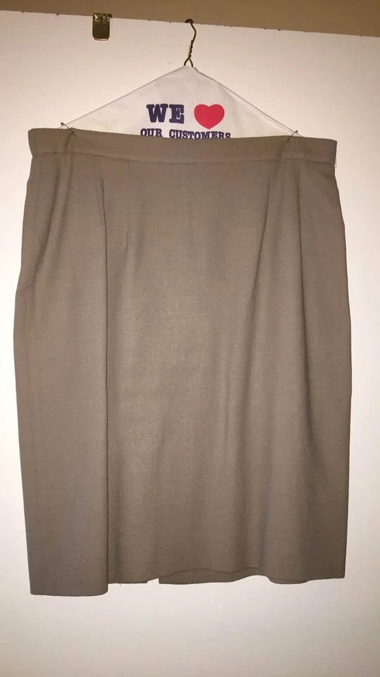 Liz Claiborne Tan Suit - photo 2