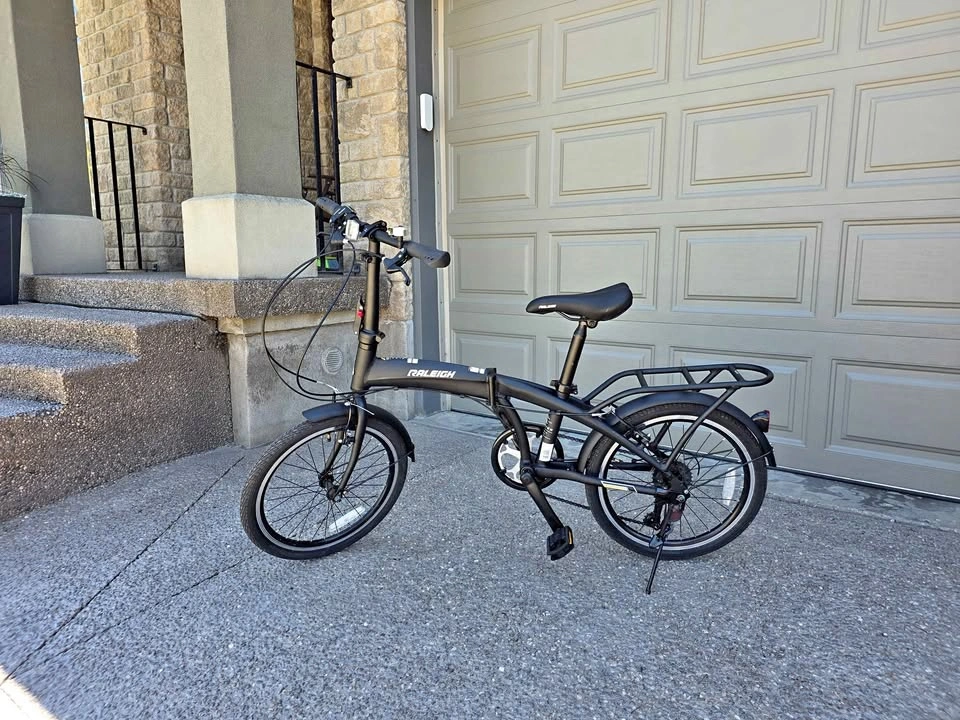Raleigh Flex Folding Bike