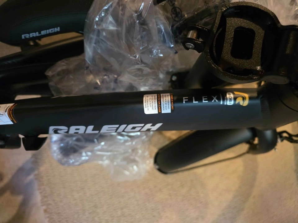 Raleigh Flex Folding Bike - photo 3