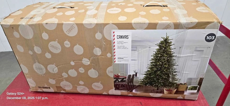 9 ft Canvas Oxford Christmas Tree