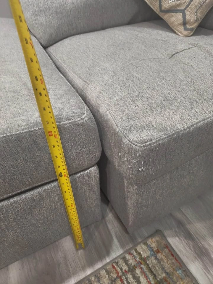 Sectional Sofa with matching Ottoman - photo 5