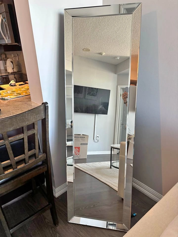 Floor Length Mirror - cracked on side