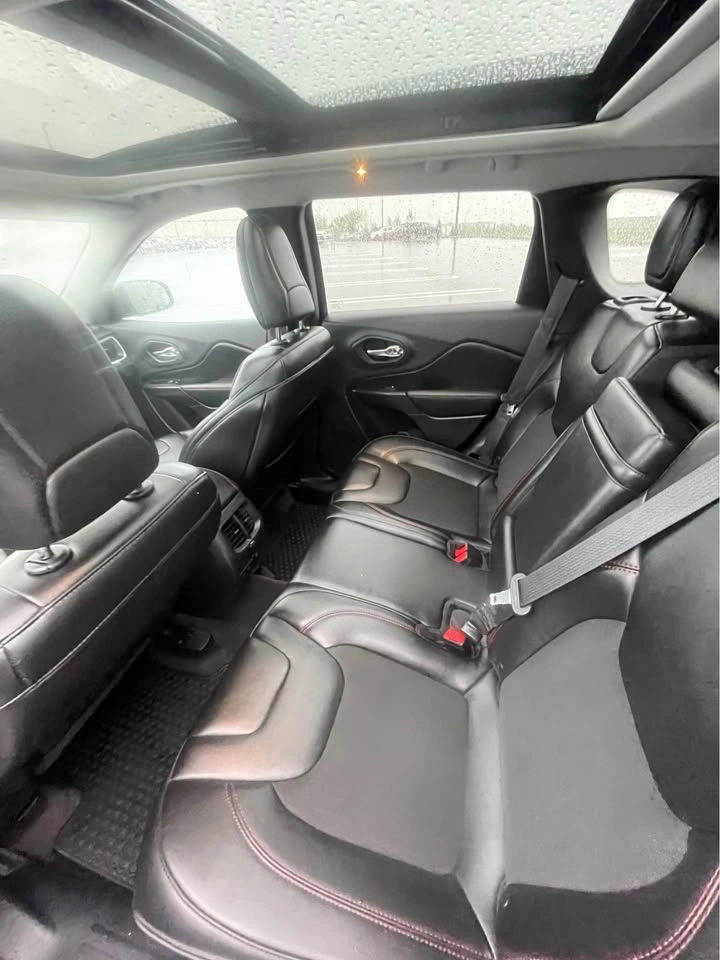 2019 Jeep Cherokee - photo 5