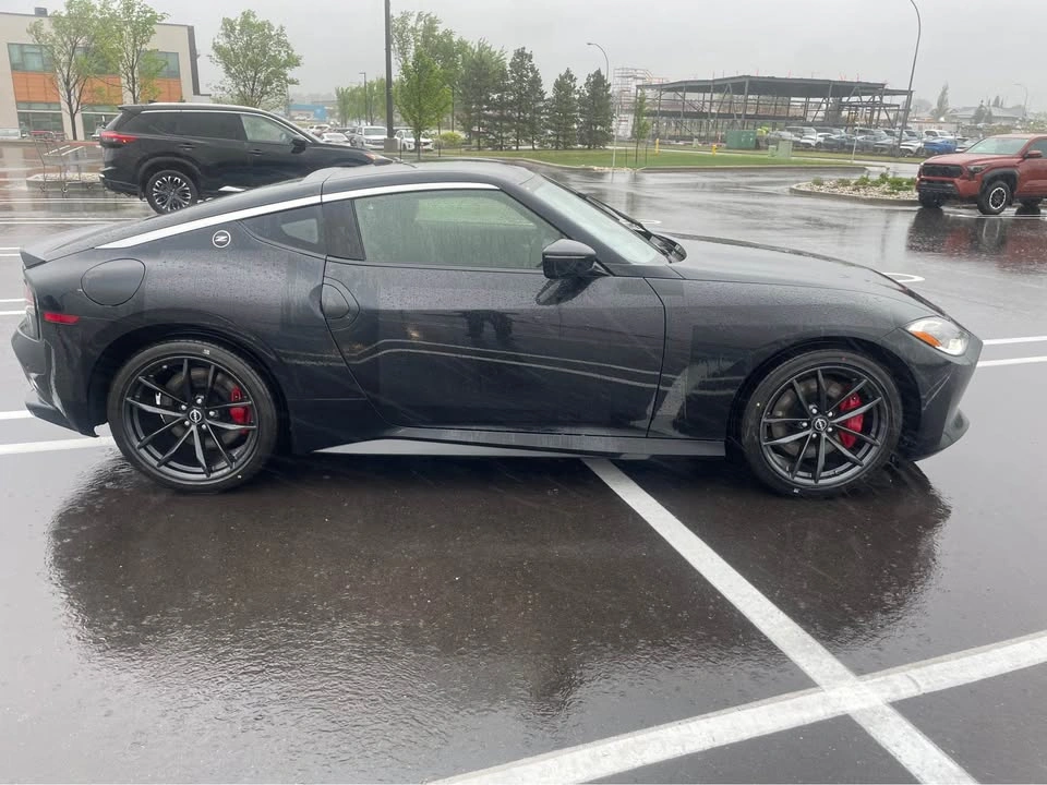 2026 Nissan Z - photo 3