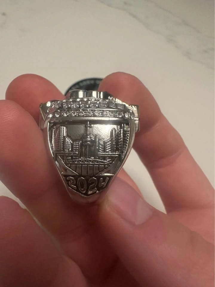 2024 Grey Cup Champions Replica Ring – Official Argos Fan Giveaw - photo 5