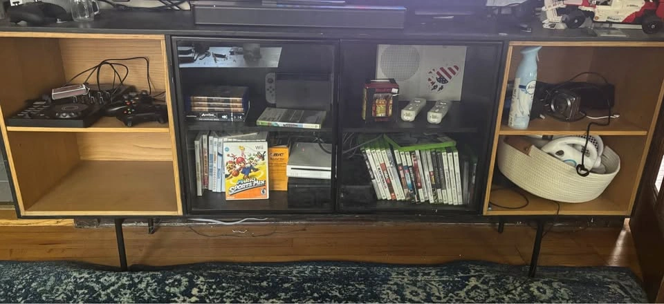 Media Console/TV Stand - photo 2