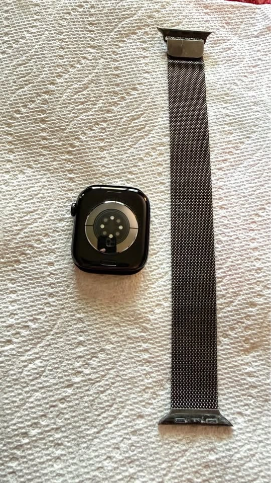Apple Watch Series 10 (GPS) 46 mm - Black Milanese Loop - photo 2
