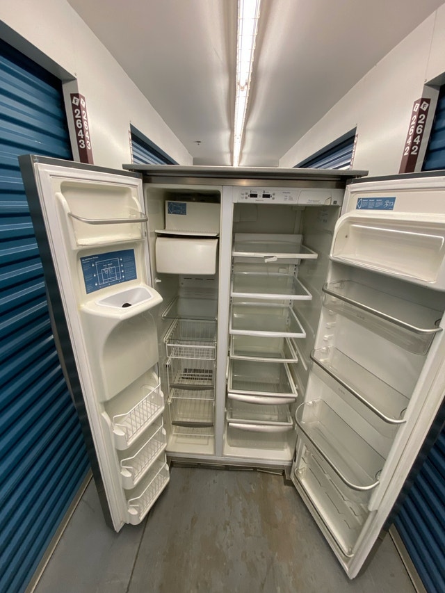 STAINLESS STEEL FRIDGE - photo 4