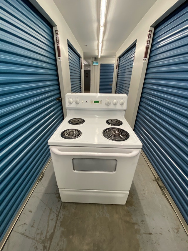 GE COIL ELECTRIC STOVE