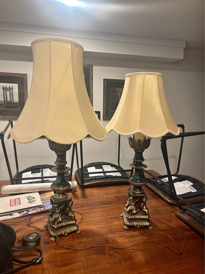 Pair of working vintage lamps