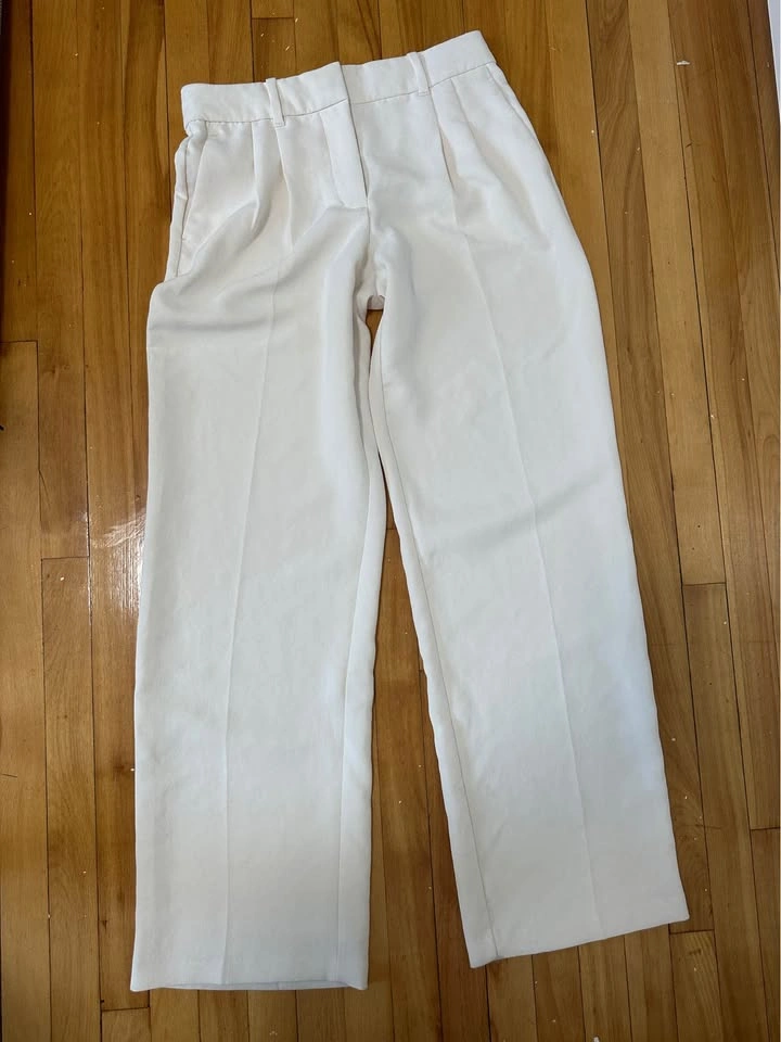 Aritzia low rise effortless pants size 4 - photo 2