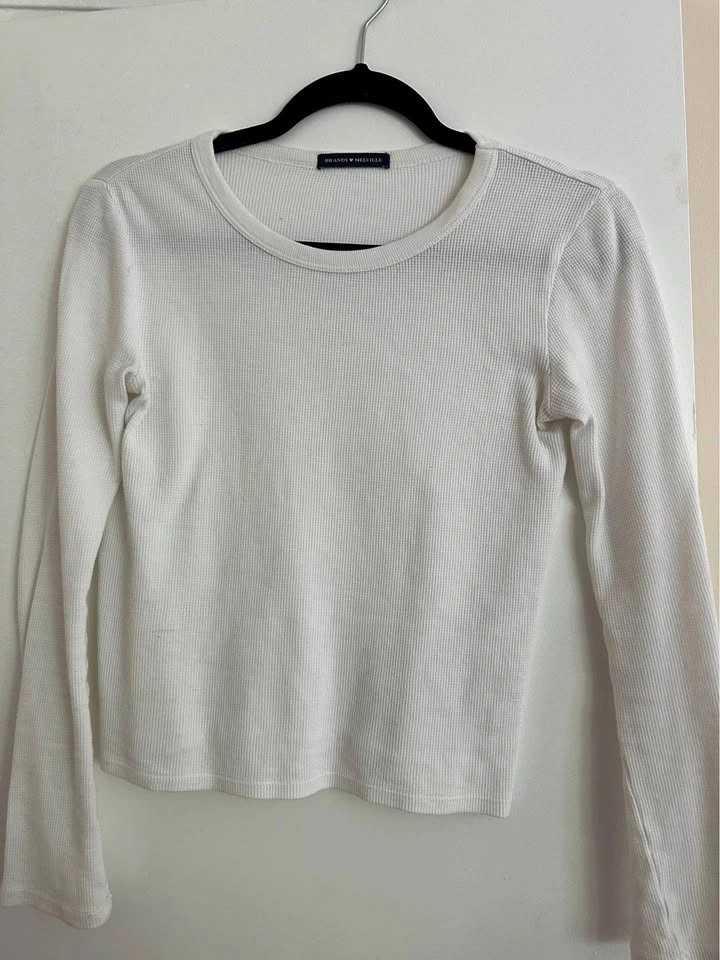 Brandy white long sleeve