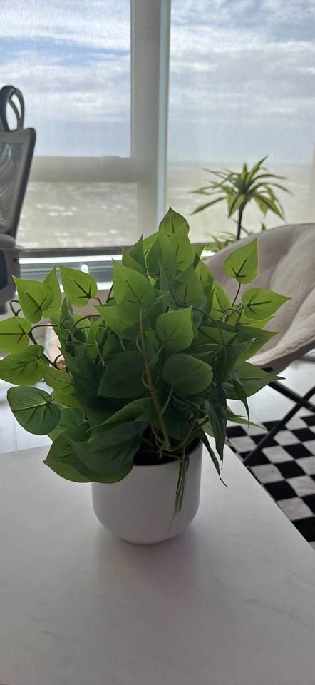 Fake planter