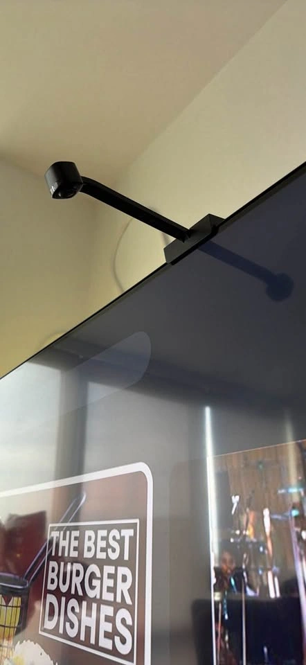 Samsung 75in smart TV - photo 4